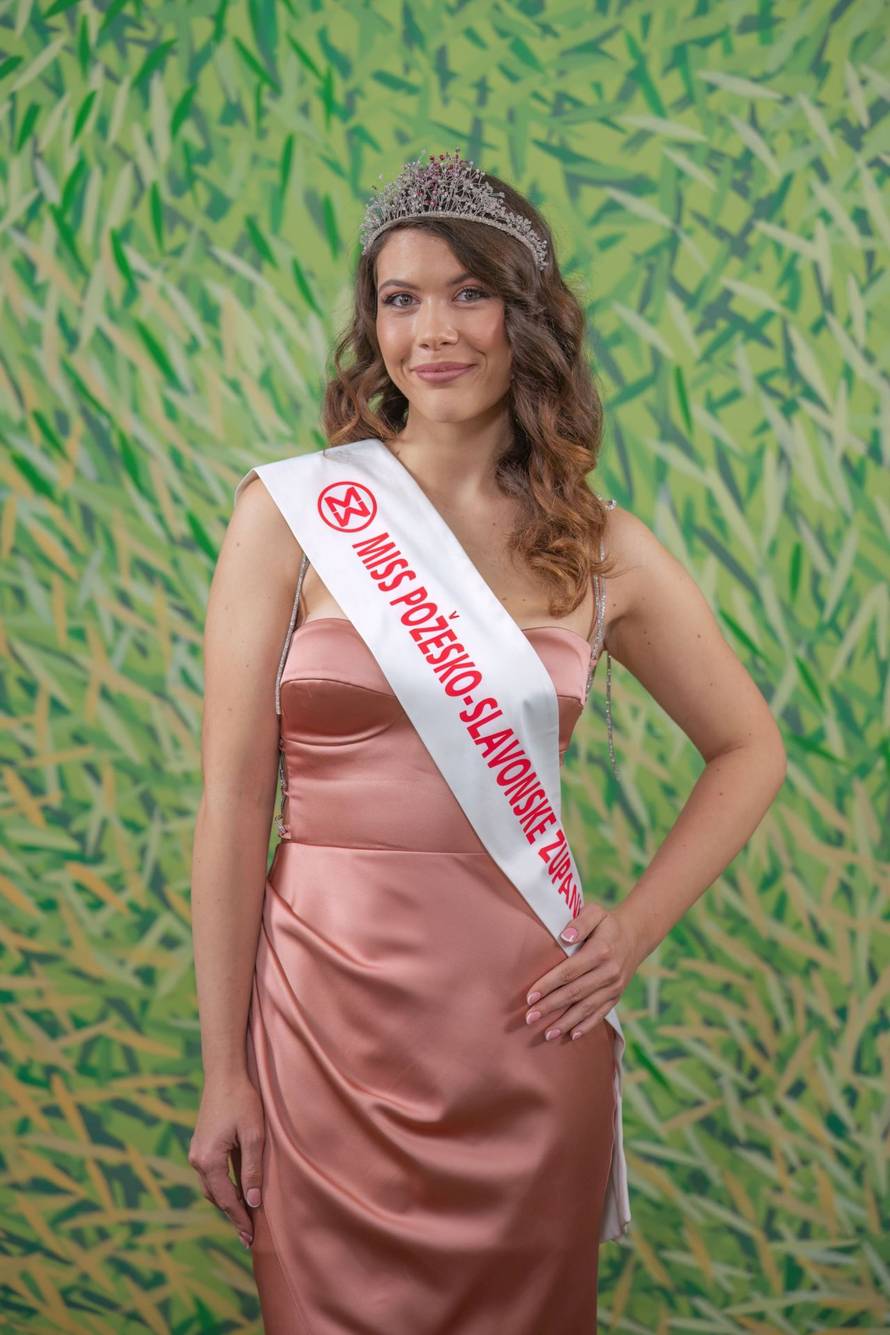 ANKETA Vi birate! Koja od ovih 15 djevojaka zaslužuje ponijeti titulu Miss Medija? Glasajte!