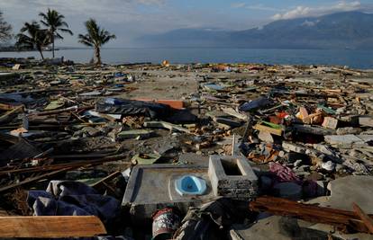 Ljudi su istrčali iz svojih kuća: Indoneziju opet pogodio potres