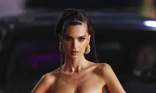 FOTO Golo, vrelo, divlje: Emily Ratajkowski često se skidala, pogledajte njene vruće fotke!