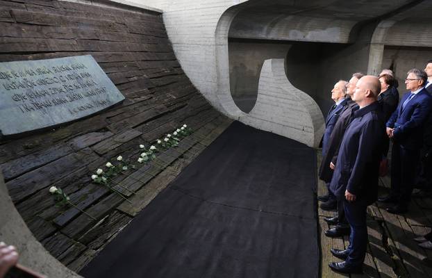 Komemoracija "Sjećanje za budućnost" u Spomen-području Jasenovac