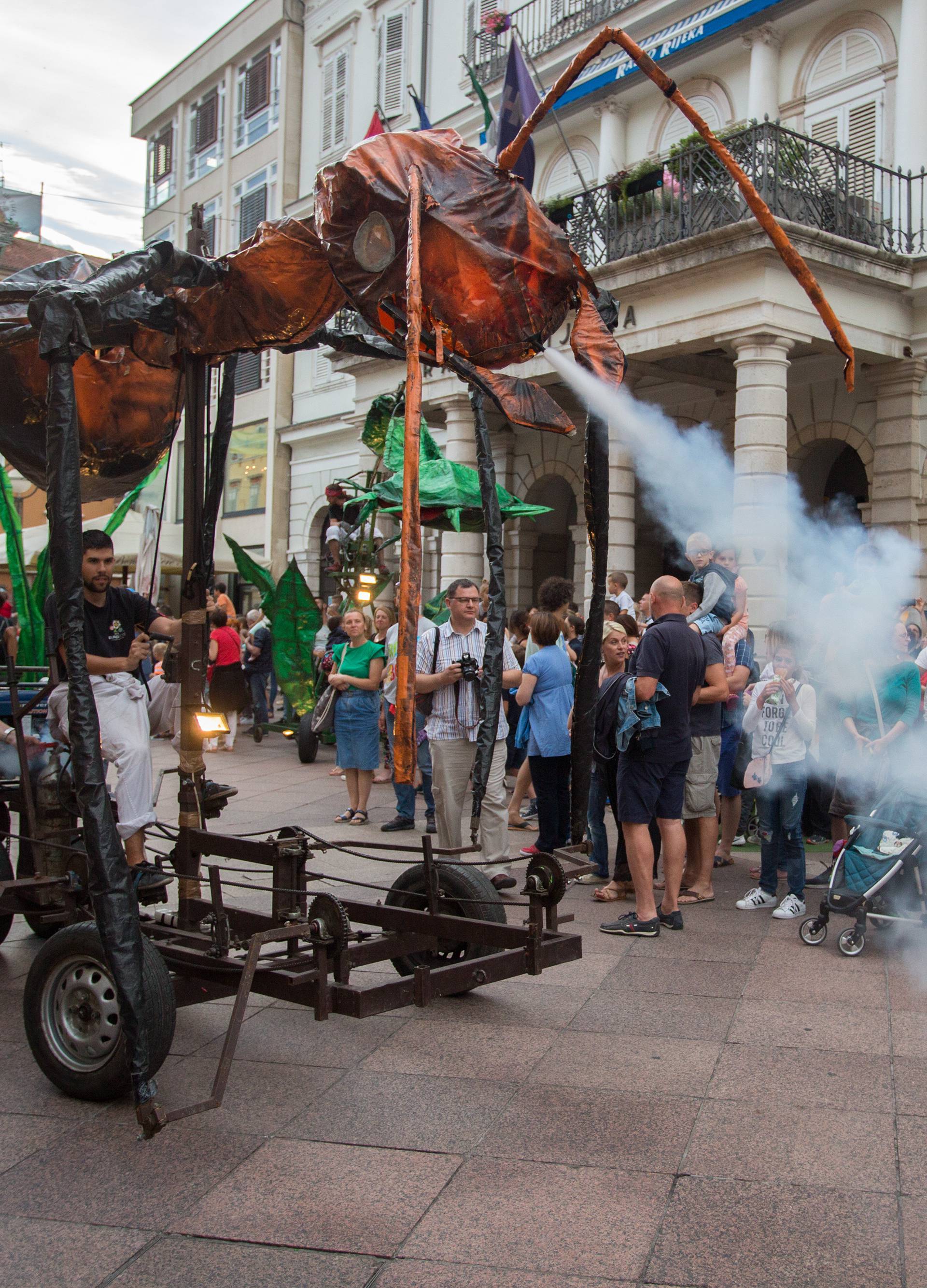 Divovski kukci iz Barcelone otvorili dječji festival u Rijeci