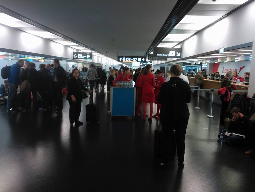 Hrvat proživio dramu u avionu: Aparat za kavu izazvao požar