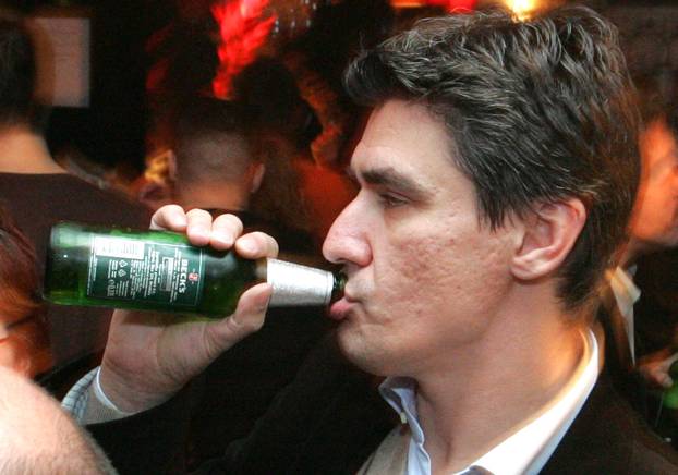 Na današnji dan 1966. rođen je predsjednik Zoran Milanović