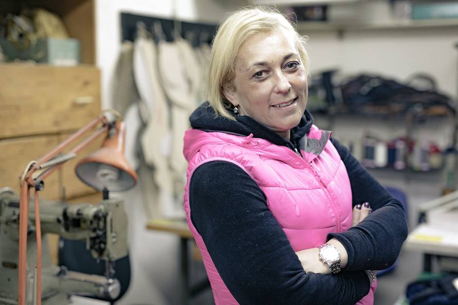 Njihove cipele nosi Doris Dragović, a šešire Cahun proslavio je kultni Relja Bašić