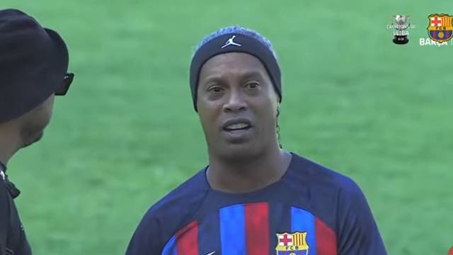 Zambijske legende pobijedile Barcu predvođenu Ronaldinhom