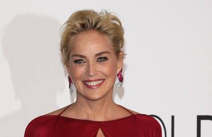 Sharon Stone: Bila sam na spoju sa 16 godina mlađim reperom...