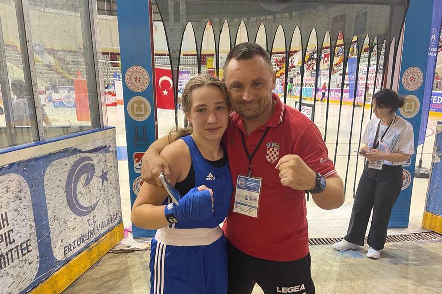 Lorena Horvat (12) iz Zamlake kraj Varaždina europska je prvakinja u boksu