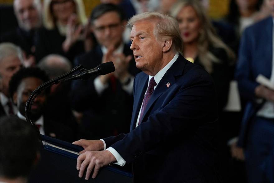 Trump poručio nakon prisege: Stavit ću Ameriku opet na prvo mjesto