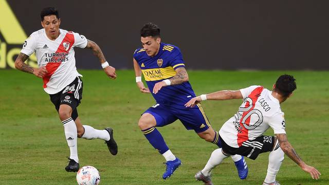 Copa de la Liga - Boca Juniors v River Plate