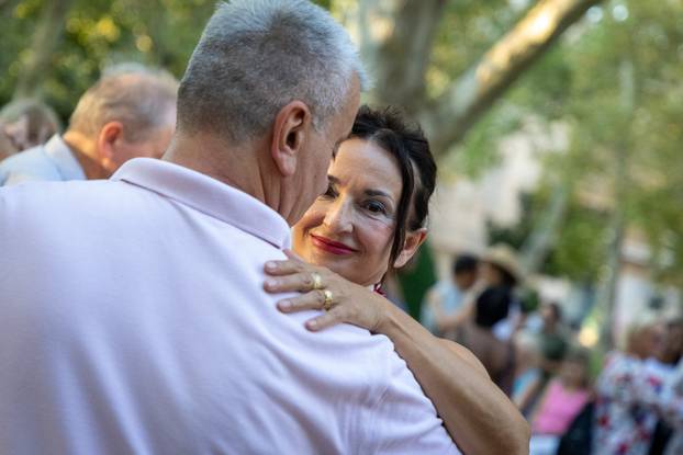 Zagreb: Tango na zrinjevackom plesnjaku