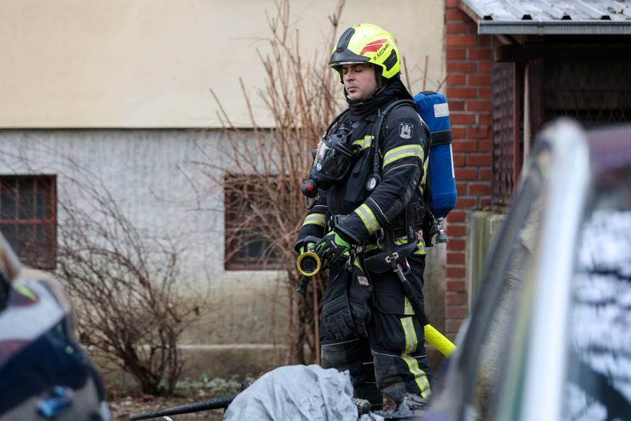 Zagreb: Požar u Ulici Hrvoja Macanovića, tri osobe ozlijeđene