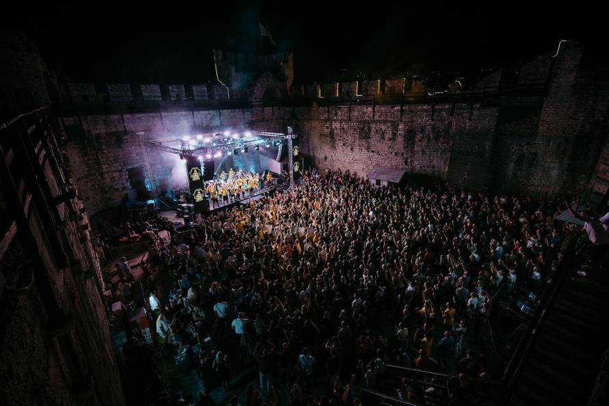 Baby Lasagna i S.A.R.S. nastupit će u Trogiru na KulaKula festu