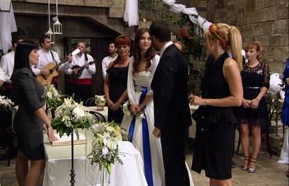 'Larin izbor': Karmen se udaje, Jaša se susreće s Anastazijom