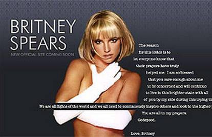 Britney obnaženih grudi zahvalila obožavateljima