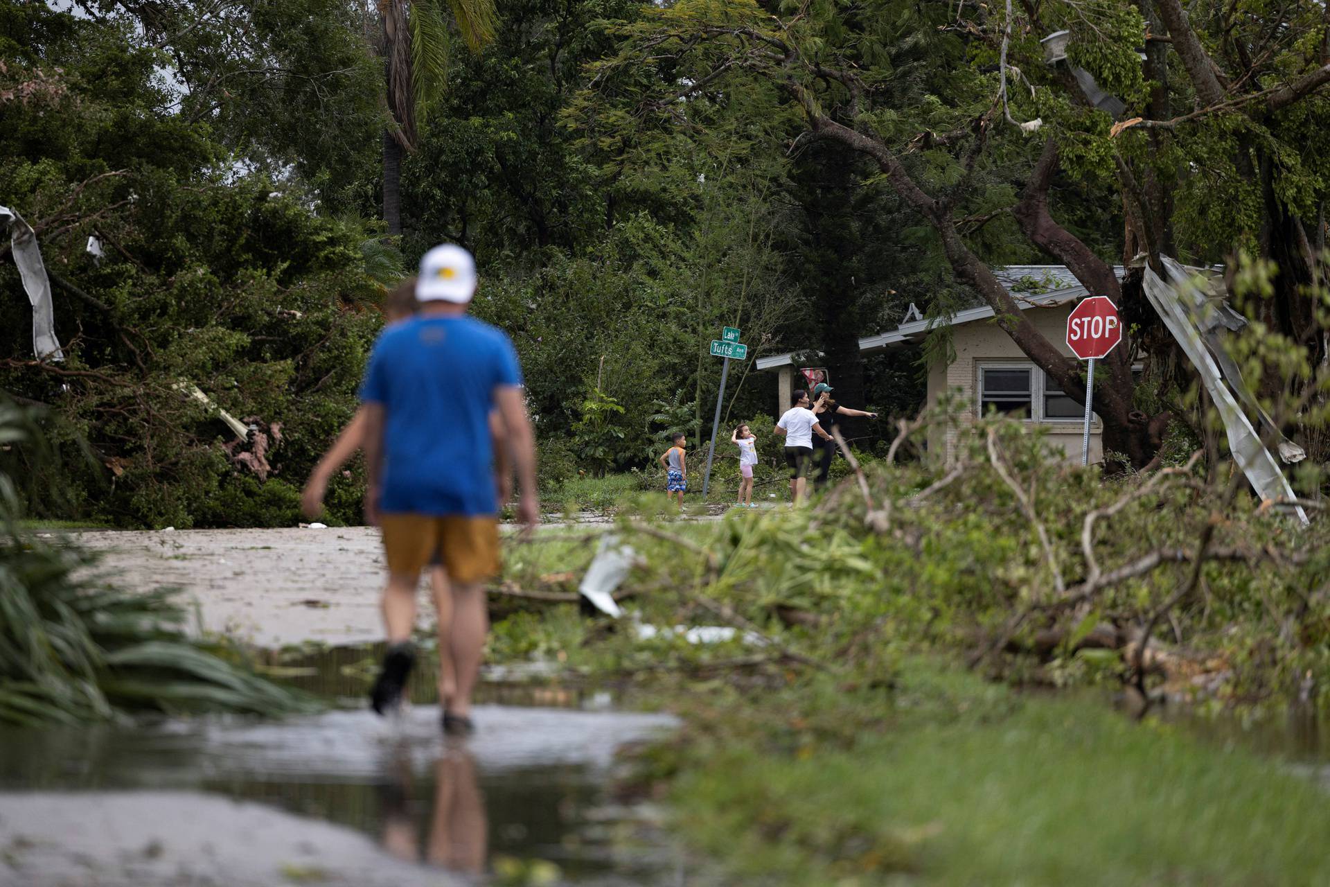 Hurricane Milton approaches Fort Myers, Florida