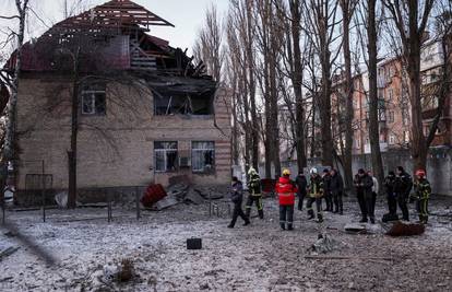 Rusija u napadu dronovima na Kijev oštetila dvije zgrade, Jermak im poručio: 'Kukavice'