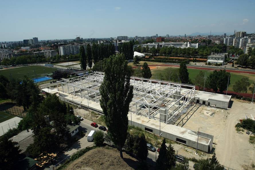 Zagreb: Radovi na stadionu Maksimir dva dana uo?i utakmice Dinamo - Neftchi