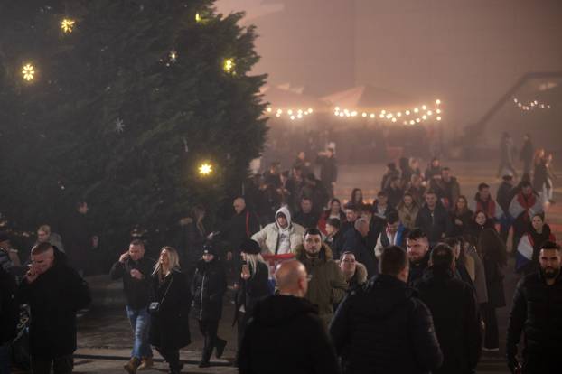 Zagreb: Gužva oko Arena zbog Thompsonovog koncerta