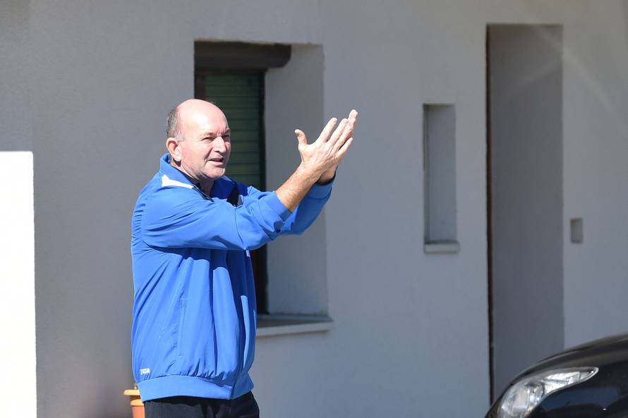 Priveli vlasnika staračkog doma 'Keris'? Ilegalno poslovao i nakon afere. A gdje su štićenici?