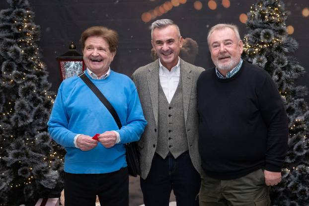 Zagreb: Svečana premijera predstave Smogovci