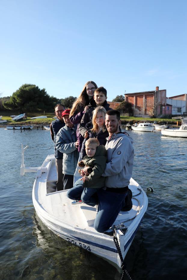 24sata Li&zcaron;njan: Koste&scaron;i&cacute;i su ribari ve&cacute; &ccaron;etiri generacije