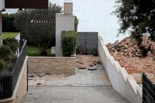 Kozino: Oštećen prilazni put koji vodi do luksuznih vila u vlasništvu Luke Modrića 