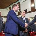Najkraće rukovanje: Pogledajte pozdrav Milanovića i Banožića na proslavi Oružanih snaga