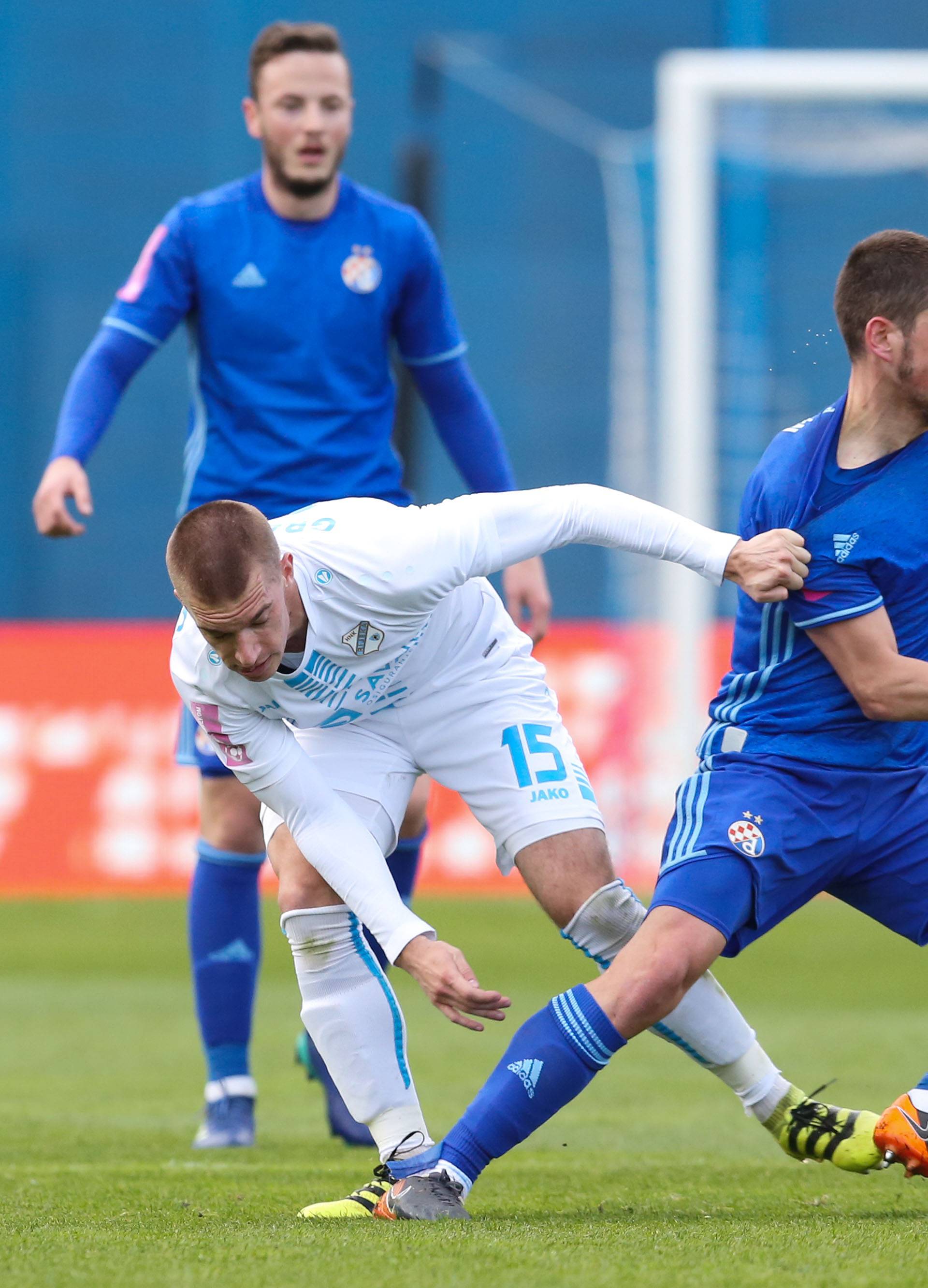 Dinamo protiv Rijeke sa sedam nogometaša iz druge momčadi
