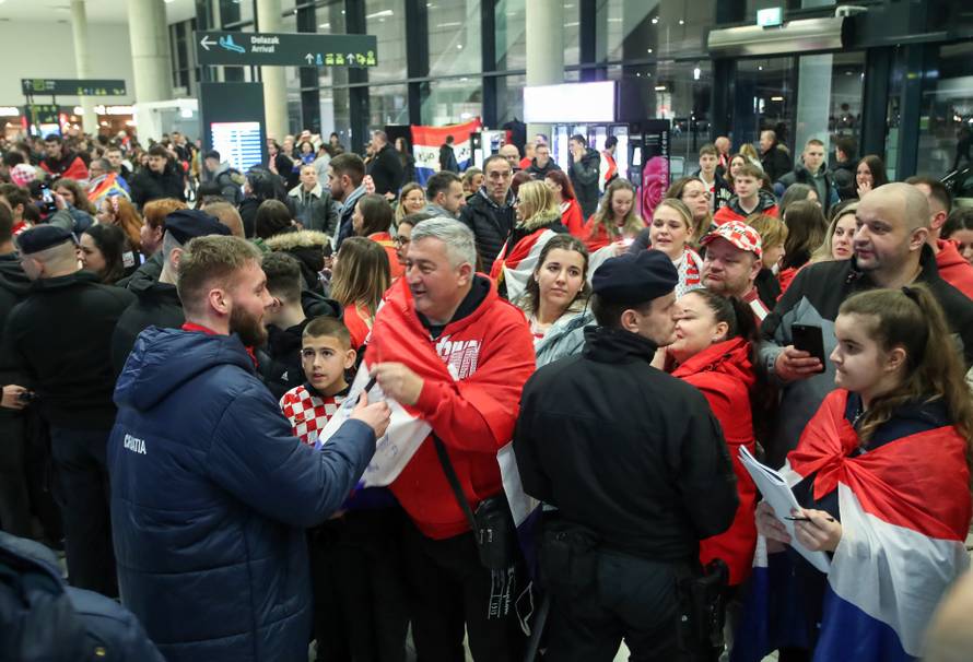 Doček brončanih rukometaša u Zračnoj luci Franjo Tuđman
