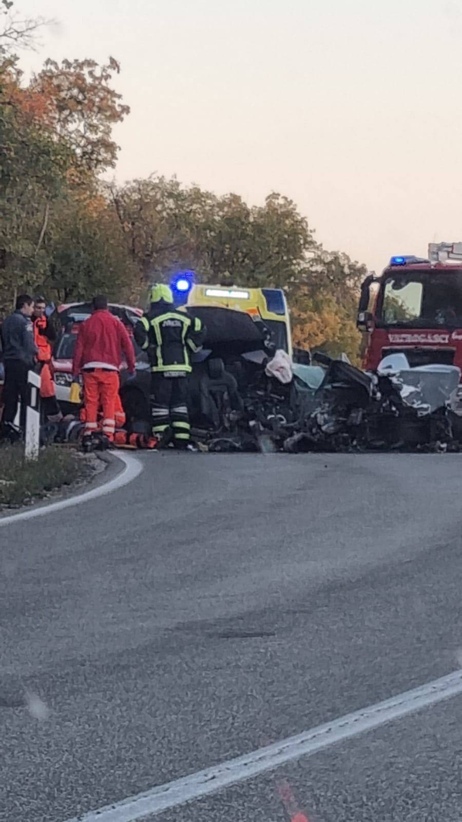 Detalji teške nesreće na Krku: Slovenac (53) se Ferrarijem zabio u zid zbog prebrze vožnje