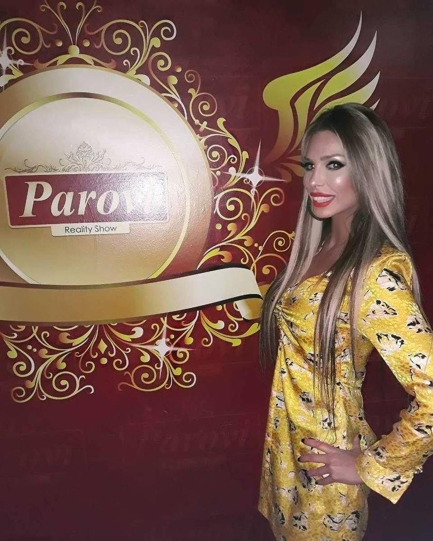 Ava će skupljati potpise u seks shopu: 'Sve ću vas zadovoljiti'