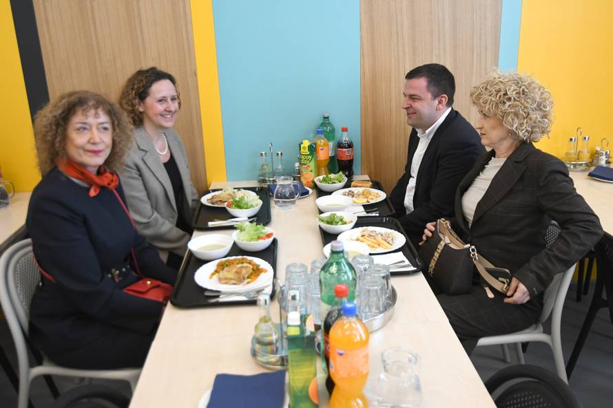 Bjelovar: Službeno otvorenje Studentskog doma Bjelovar i studentskog restorana X-ica