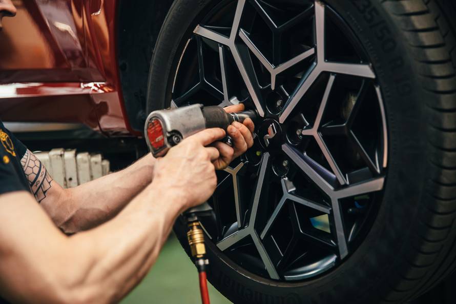 Ne kupujte rabljeni auto dok ne provjerite ovih 10 stvari!