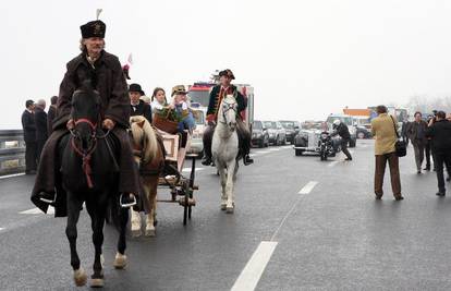 Autocestu Rijeka-Zagreb otvorili su nakon 38 godina