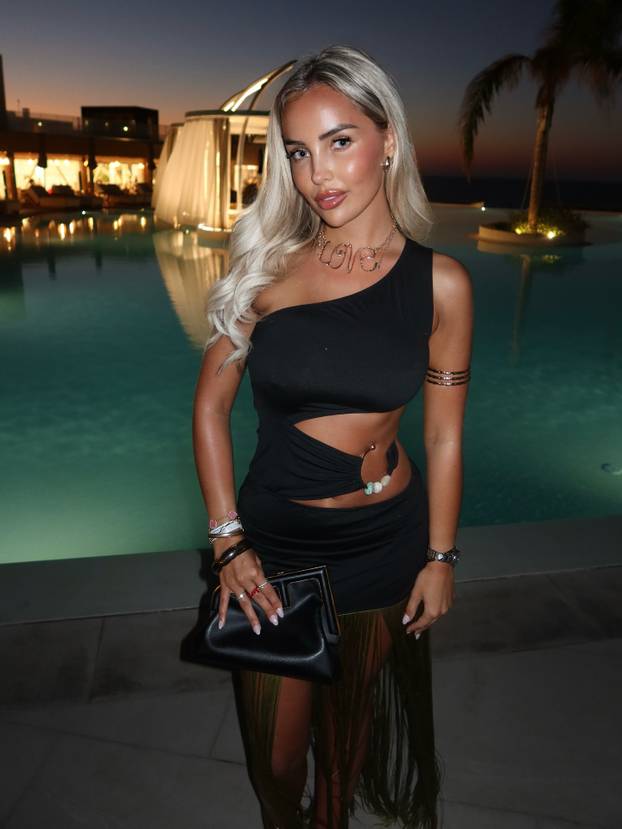 Zvijezda Chelseaja otišla je na romantično Valentinovo dok su suigrači igrali protiv Jakirovića