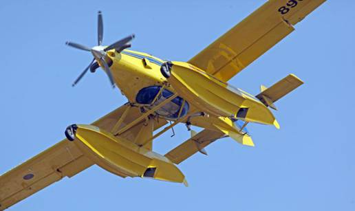 Kanader gasio požar kod Sinja, a airtractor kod Zemunika