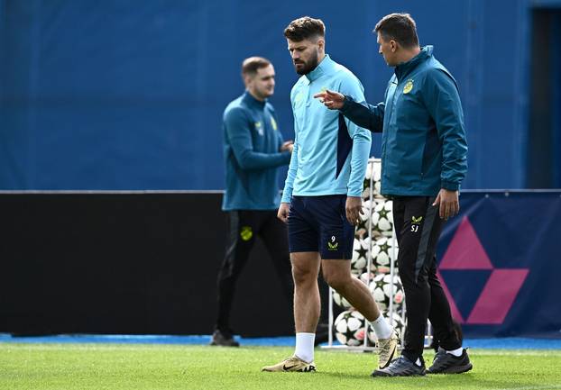 Zagreb: Trening nogometaša Dinama uoči odlaska u Muenchen