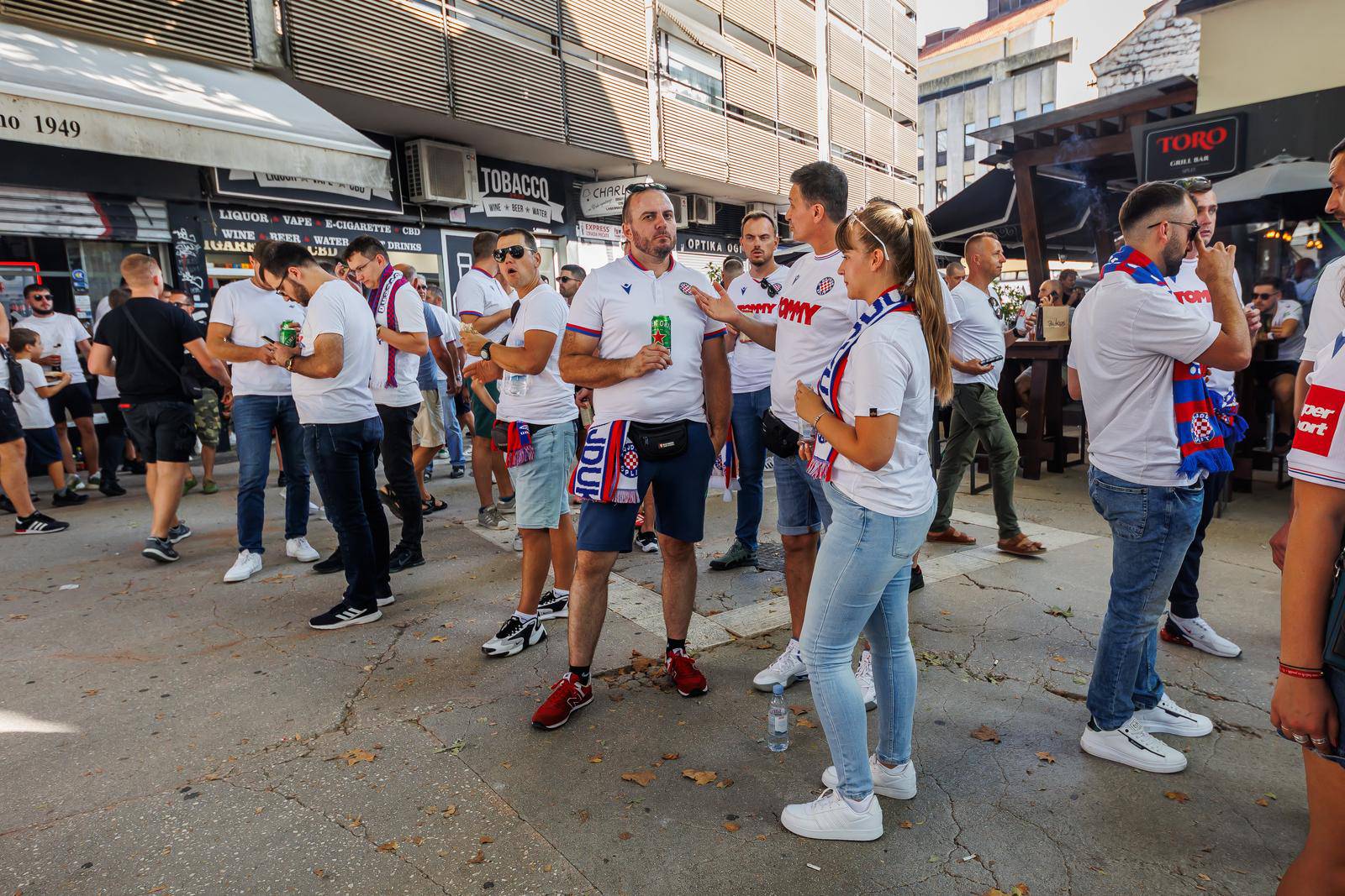 Split: Navijači u centru grada uoči derbija između Hajduka i Dinama