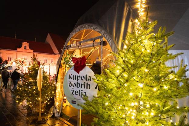 Osijek: Otvorenje Adventa uz koncert Danijele Martinović