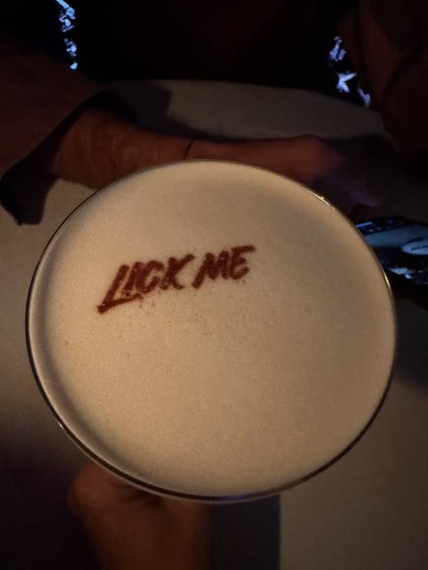 FOTO 'Leopardica' Maja Šuput ni na večeri se ne odvaja od Šiminog nježnog zagrljaja