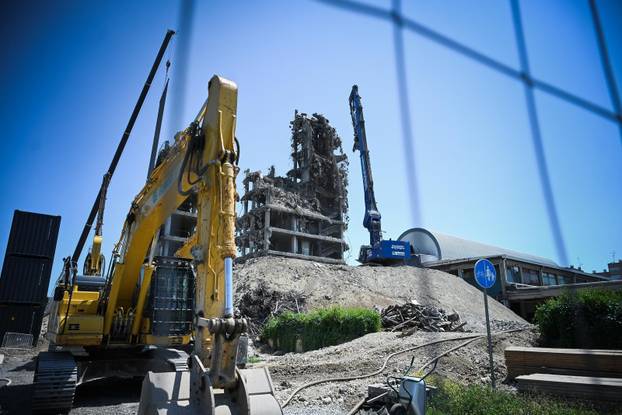 Zagreb: Rušenje Vjesnika nastavlja se i nedjeljom