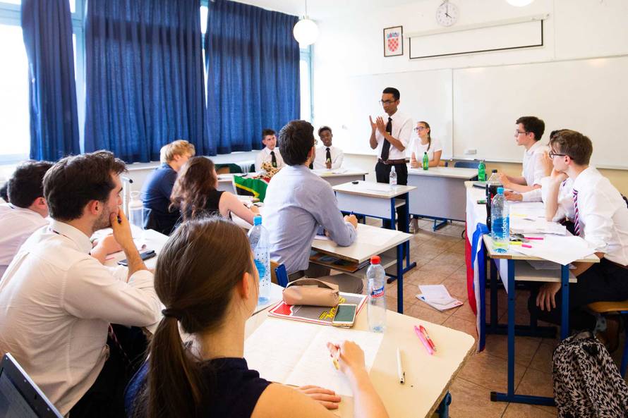 Zagreb: Čak 630 mladih stiglo na svjetsko debatno prvenstvo