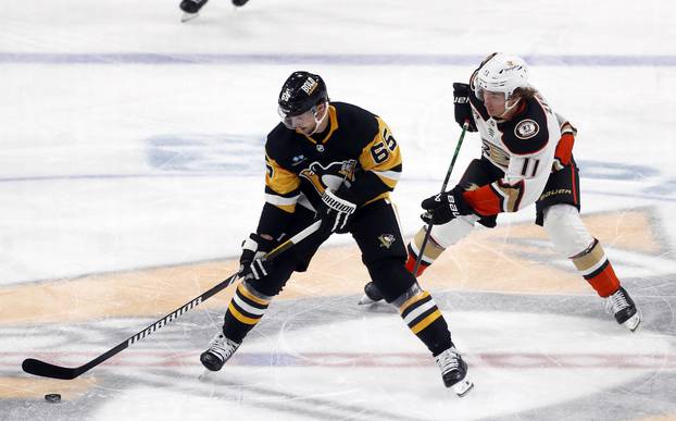 NHL: Anaheim Ducks at Pittsburgh Penguins