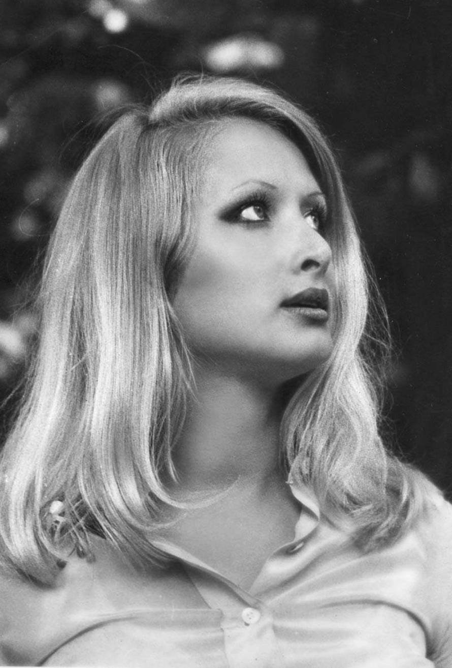 'Zbog maske me ne prepoznaju kao gošću iz druge galaksije...'