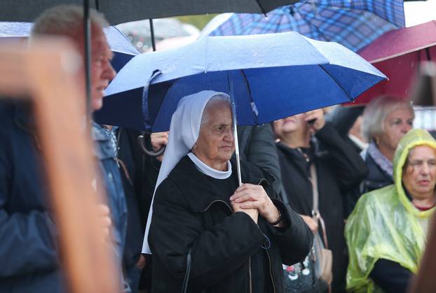 Škabrnja: Predsjednik Zoran Milanović na obilježavanju 33. obljetnice stradanja Škabrnje 