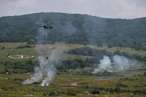 Šefe, vidi dron: Vučić kaže da su primijetili albanske dronove na 5800 m. I da su izviđali Srbe...