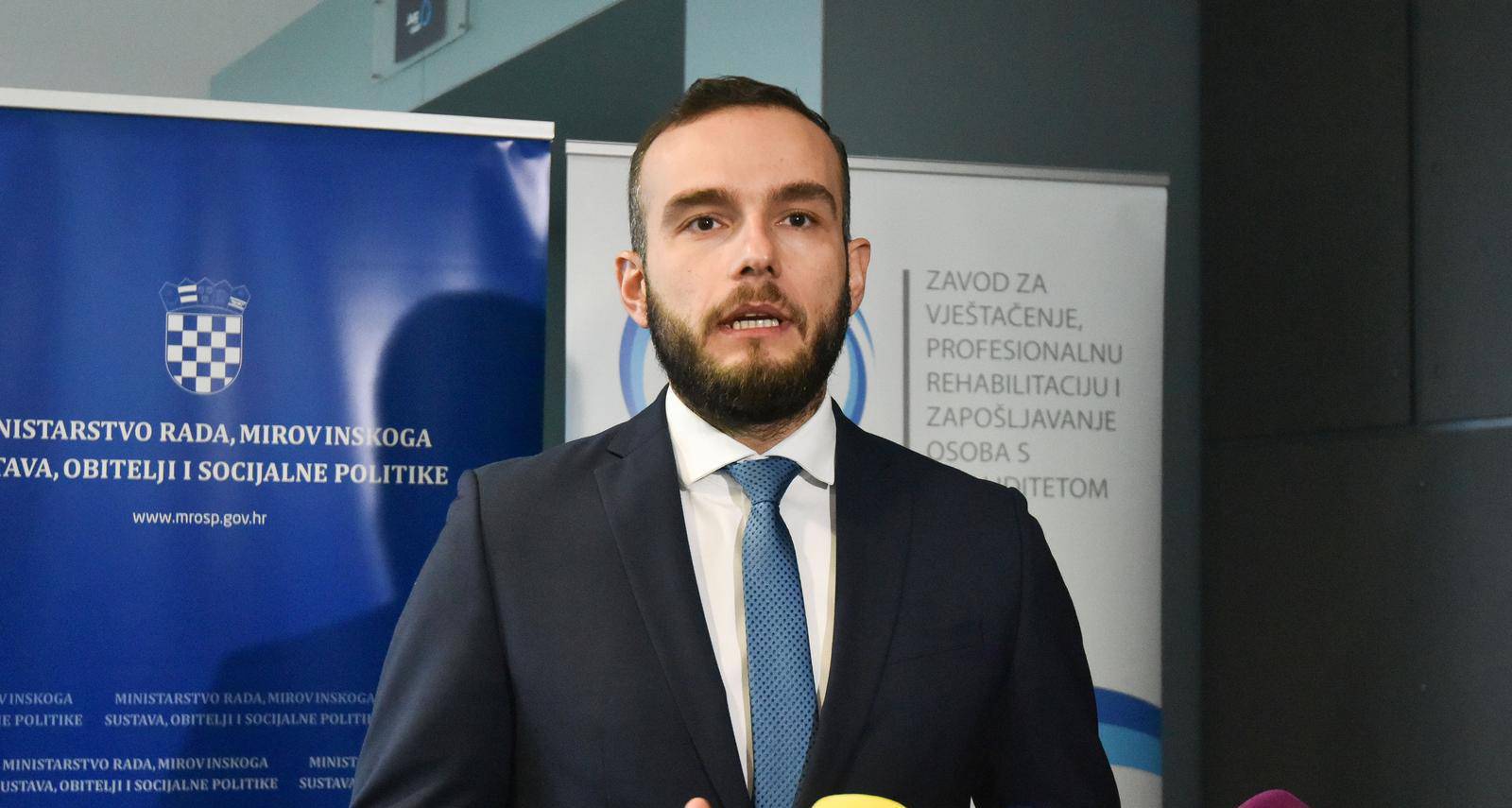 Zagreb: Aladrović uručio ugovore za razvoj novih tehnologija i poslovnih procesa