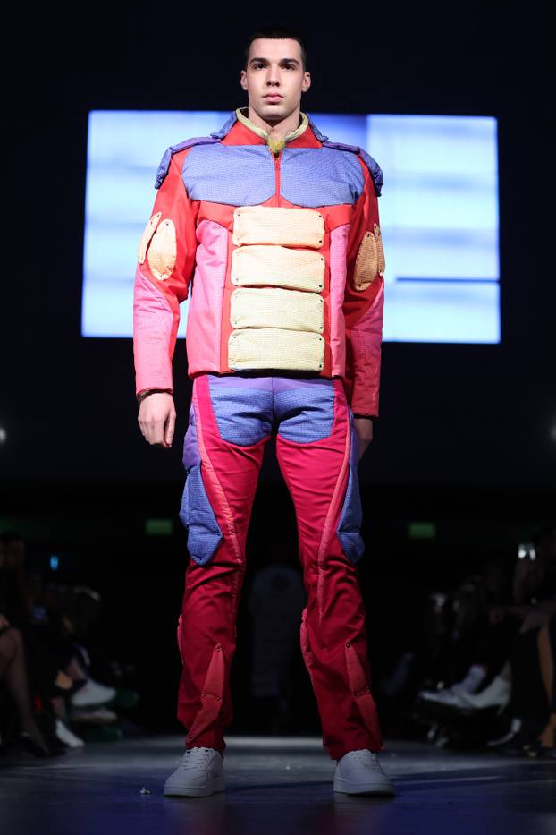 DIPMOD_10 - modna revija diplomskih kolekcija studenata Sveučilišta u Zagrebu Tekstilno-tehnološkog fakulteta