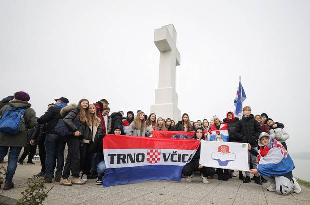 Vukovar: Kolona sjećanja na žrtvu Vukovara