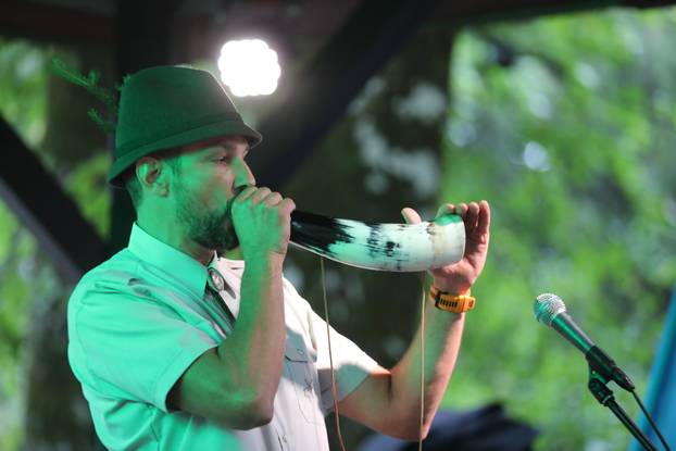 Delnice: 4. Rika fest - Državno prvenstvo u oponašanju rike jelena